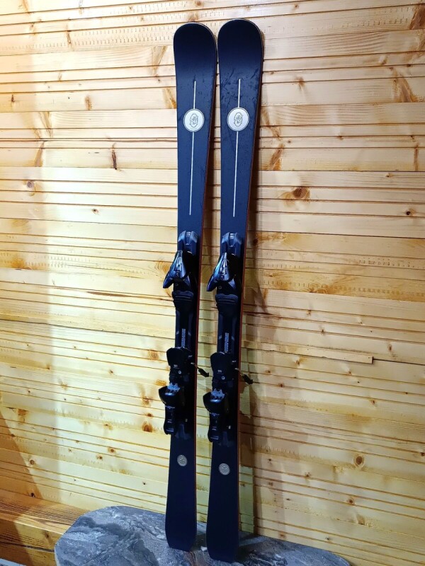 LYŽE AK SKI OF SWITZERLAND PISTE PINK 147CM